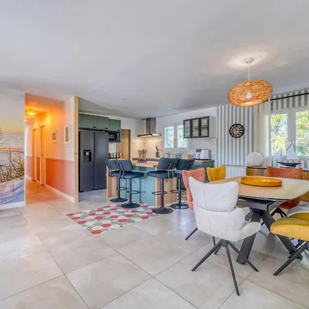 Maison Azurea - Piscine Et Bassin Affittacamere 3*